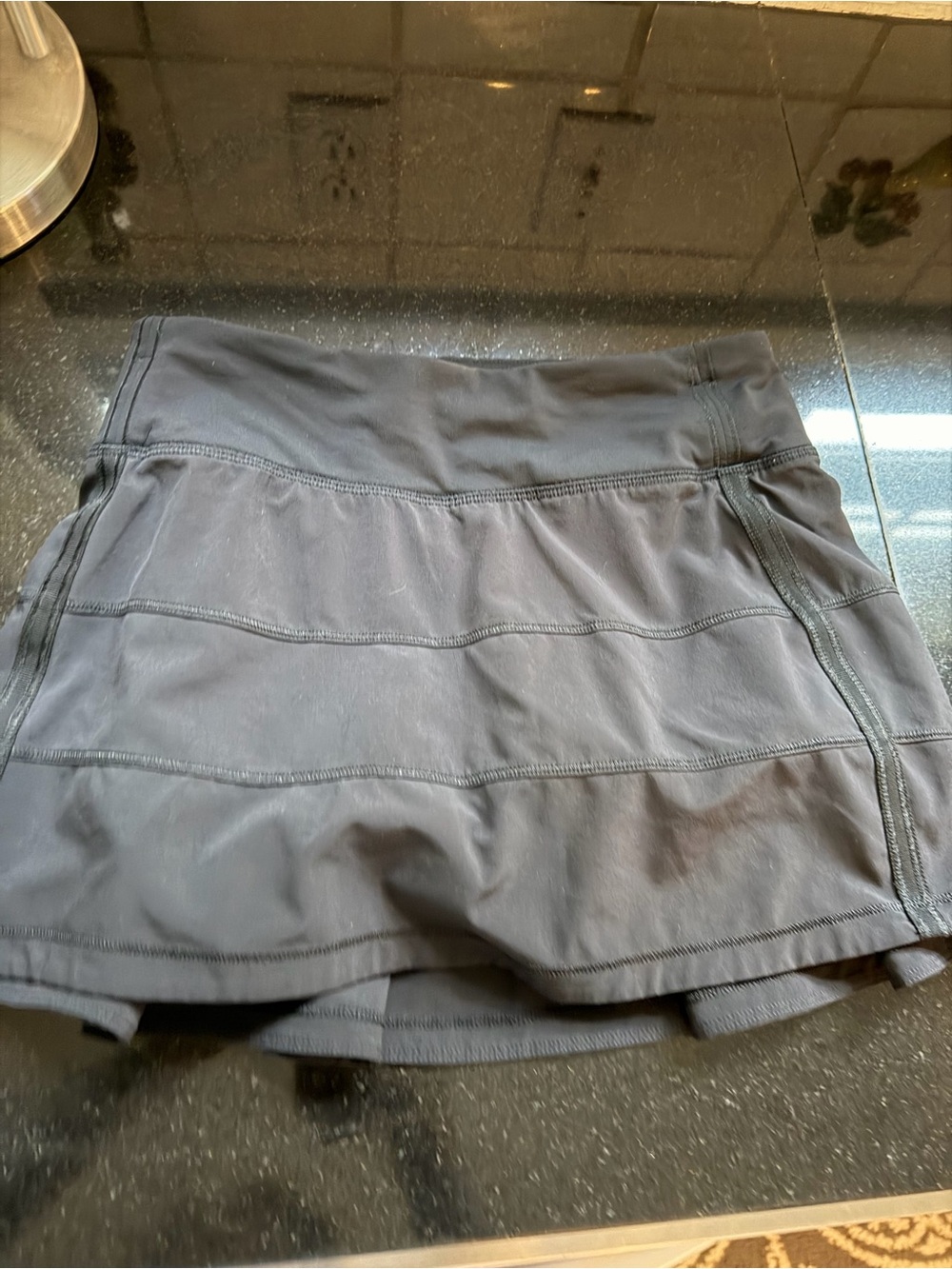 Women’s Black lululemon size 2 Athletic tennis skort
